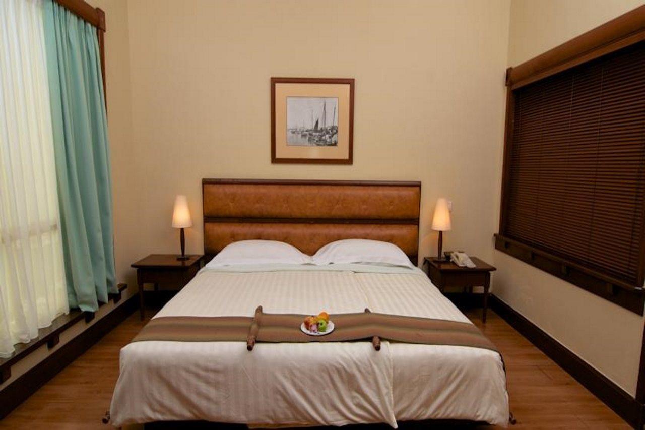 The Millen Penang, Autograph Collection Hotel George Town  Kültér fotó A bedroom at the hotel